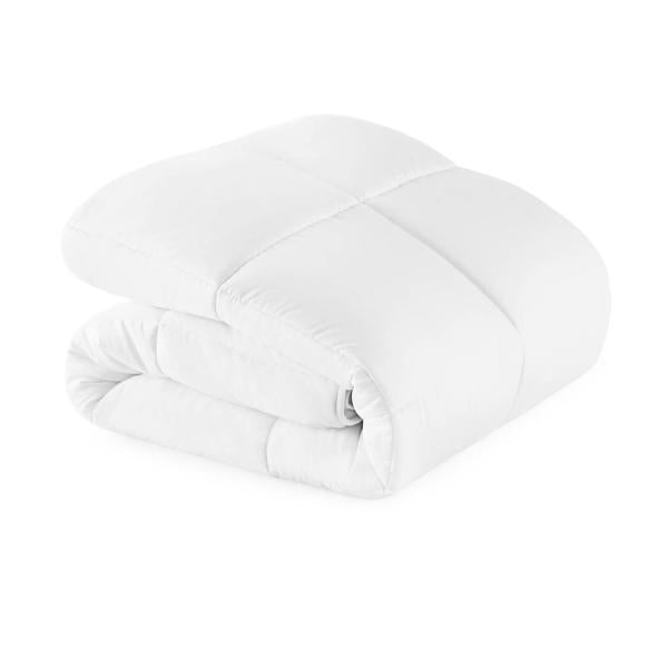 Weekender Down Alternative Microfiber Comforter